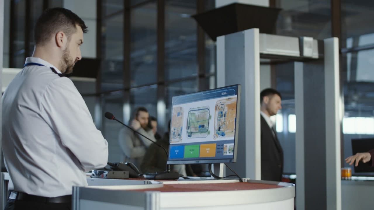 Collect Feedback From Passengers at Security Check Touchpoint